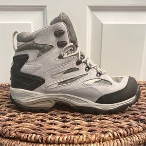 L.L. Bean Women’s Hiking Boots, size 9.5 wide